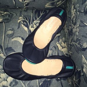 California Navy Tieks Size 7